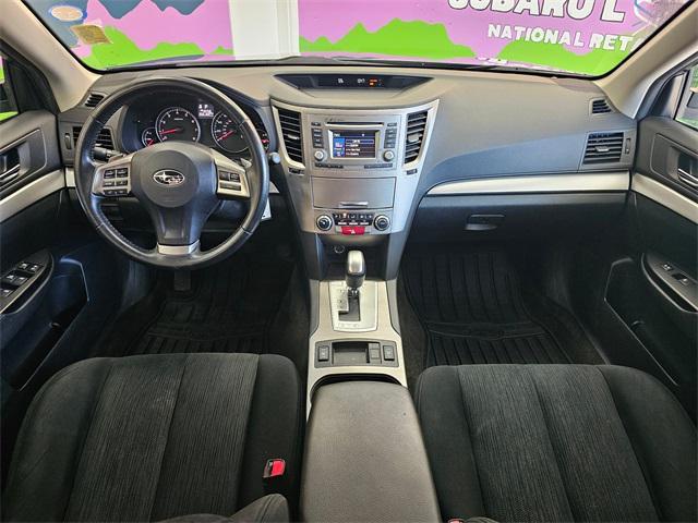 Photo of 2014 Twilight Blue Metallic Subaru Outback