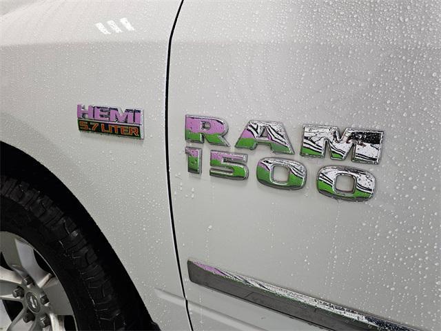 Photo of 2014 Bright White Clearcoat RAM 1500