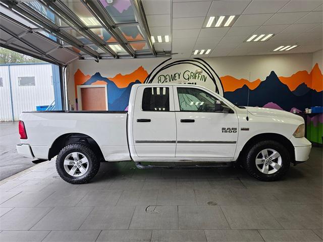 Photo of 2014 Bright White Clearcoat RAM 1500