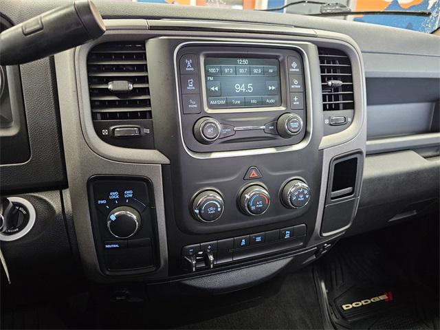 Photo of 2014 Bright White Clearcoat RAM 1500
