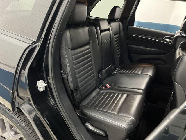Photo of 2020 Diamond Black Crystal Pearlcoat Jeep Grand Cherokee