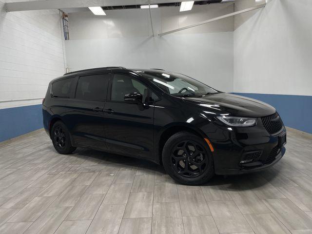 2022 Chrysler Pacifica Hybrid