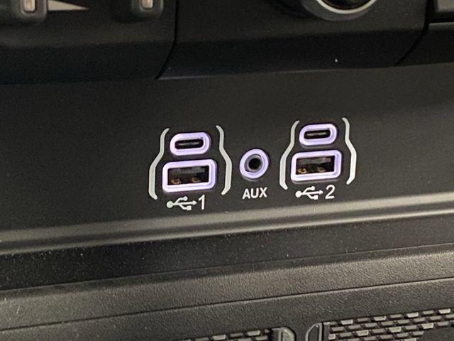 Photo of 2025 Diamond Black Crystal Pearlcoat RAM 2500