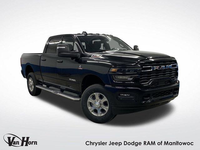 Photo of 2025 Diamond Black Crystal Pearlcoat RAM 2500