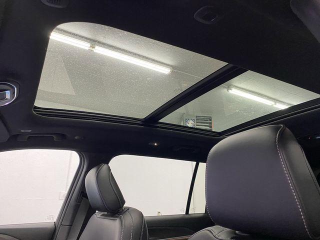 Photo of 2025 Velvet Red Pearlcoat Jeep Grand Cherokee L
