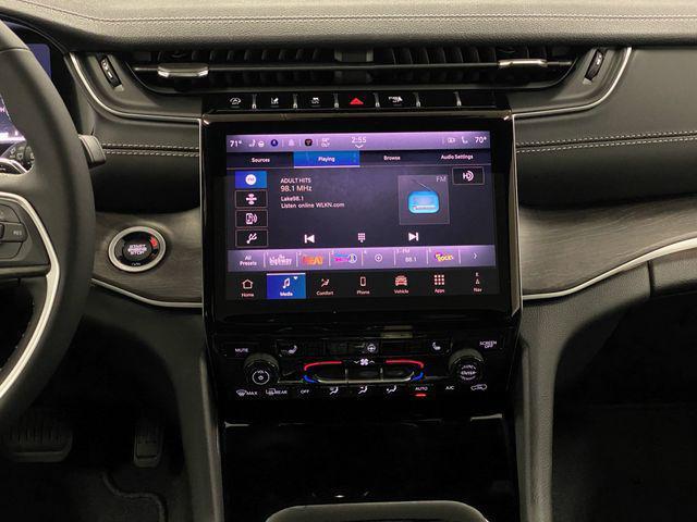 Photo of 2025 Velvet Red Pearlcoat Jeep Grand Cherokee L