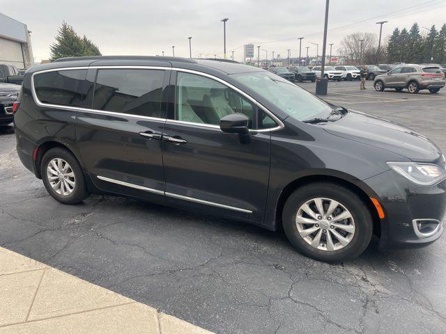 2017 Chrysler Pacifica