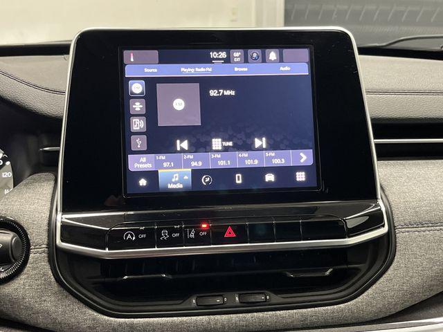 Photo of 2022 Granite Crystal Metallic Clearcoat Jeep Compass