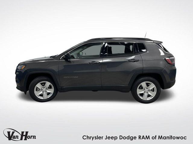 Photo of 2022 Granite Crystal Metallic Clearcoat Jeep Compass