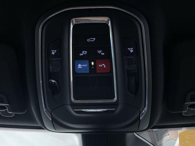 Photo of 2024 Silver Zynith Jeep Grand Cherokee L