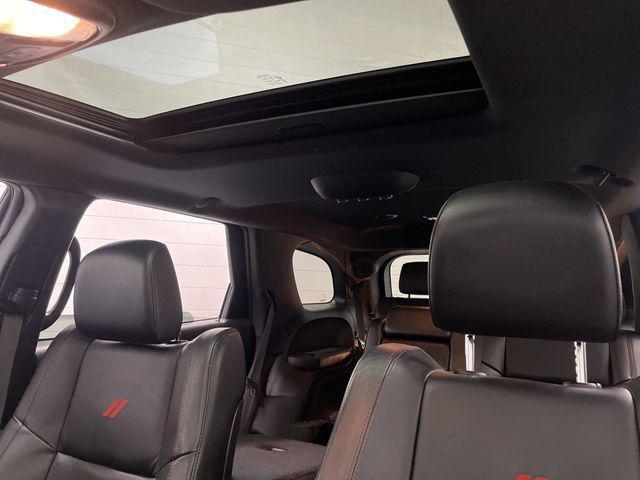 Photo of 2023 DB Black Crystal Clearcoat Dodge Durango