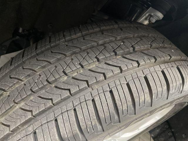 Photo of 2023 DB Black Crystal Clearcoat Dodge Durango
