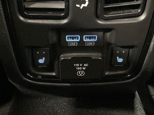 Photo of 2023 DB Black Crystal Clearcoat Dodge Durango