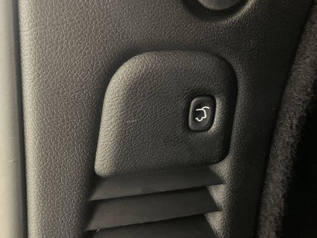 Photo of 2023 DB Black Crystal Clearcoat Dodge Durango