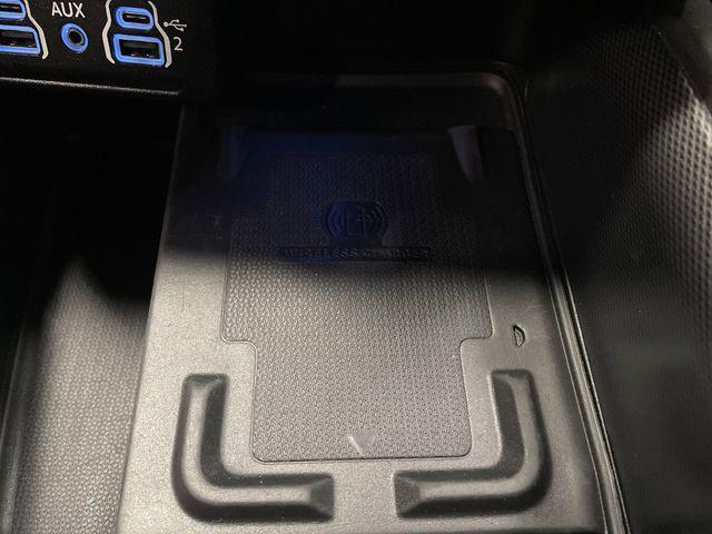 Photo of 2023 DB Black Crystal Clearcoat Dodge Durango