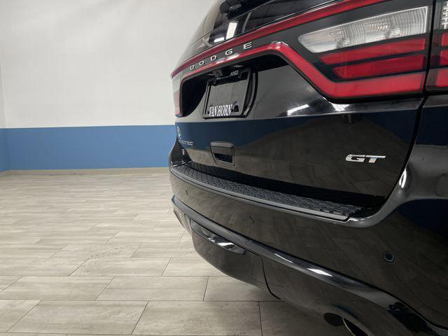 Photo of 2023 DB Black Crystal Clearcoat Dodge Durango