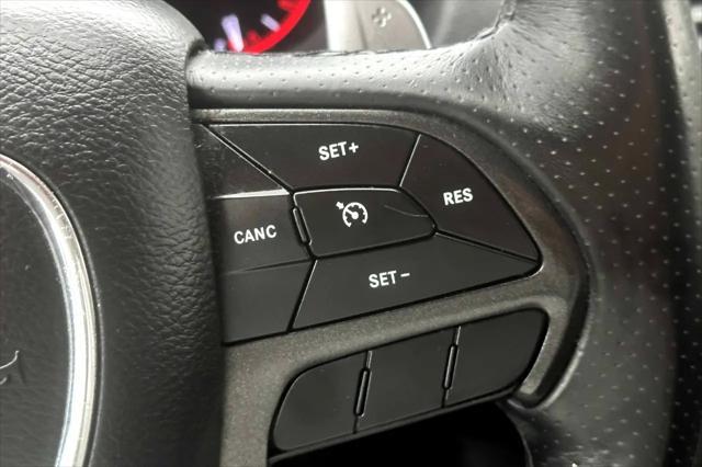 Photo of 2019 DB Black Clearcoat Dodge Durango