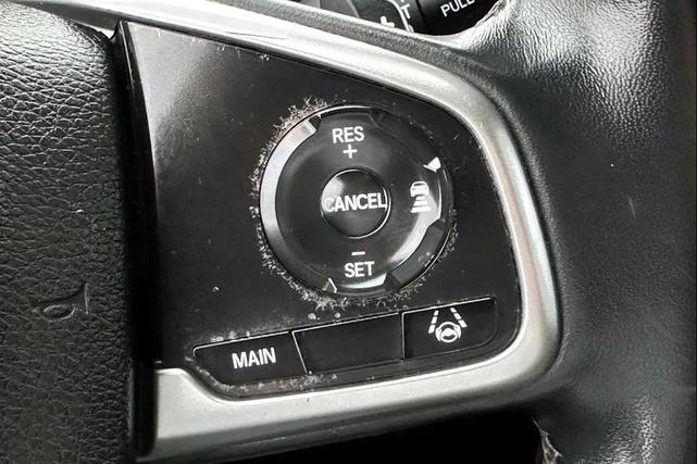 Photo of 2021 Platinum White Pearl Honda Civic