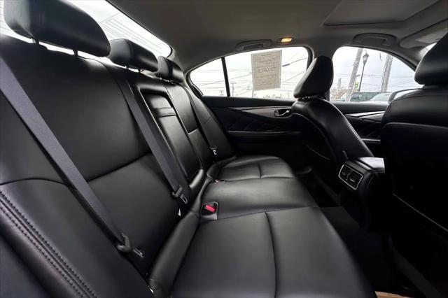Photo of 2020 Liquid Platinum INFINITI Q50
