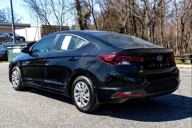 Photo of 2020 Phantom Black Hyundai ELANTRA