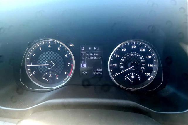Photo of 2020 Phantom Black Hyundai ELANTRA