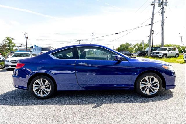 Photo of 2015 Still Night Pearl Honda Accord