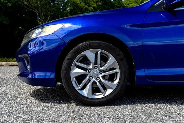 Photo of 2015 Still Night Pearl Honda Accord