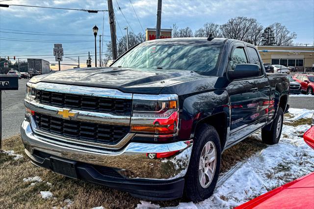 Photo of 2018 Black Chevrolet Silverado 1500
