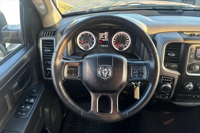 Photo of 2015 Black RAM 1500