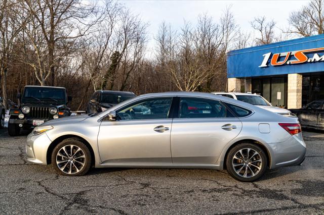 Photo of 2016 Celestial Silver Metallic Toyota Avalon