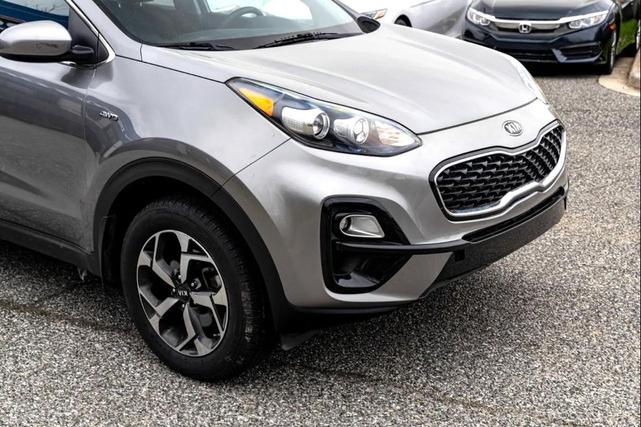 Photo of 2022 Sparkling Silver Kia Sportage