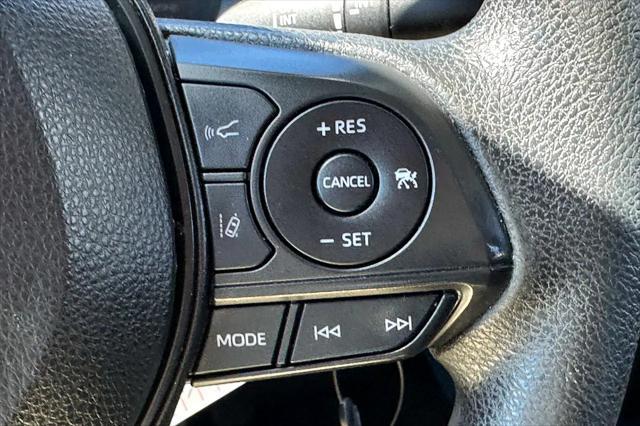 Photo of 2022 White Toyota Corolla