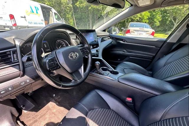 Photo of 2022 Midnight Black Metallic Toyota Camry