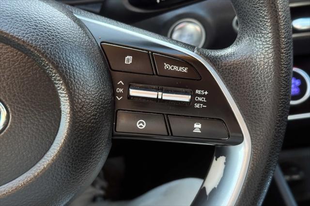 Photo of 2022 Black Hyundai SONATA