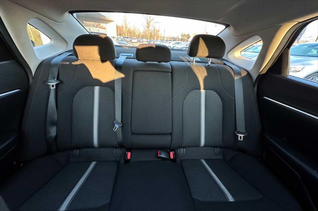 Photo of 2022 Black Hyundai SONATA