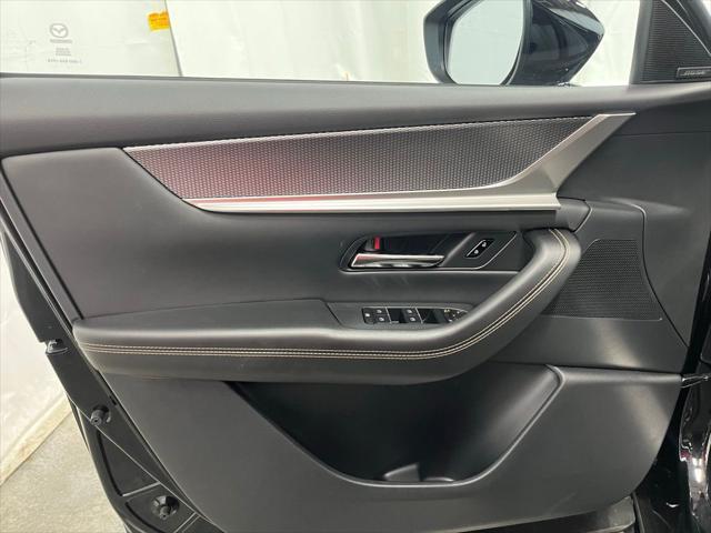 Photo of 2025 Jet Black Mica Mazda CX-90 PHEV