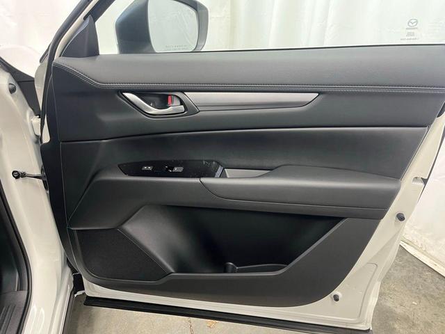 Photo of 2025 Rhodium White Metallic Mazda CX-5