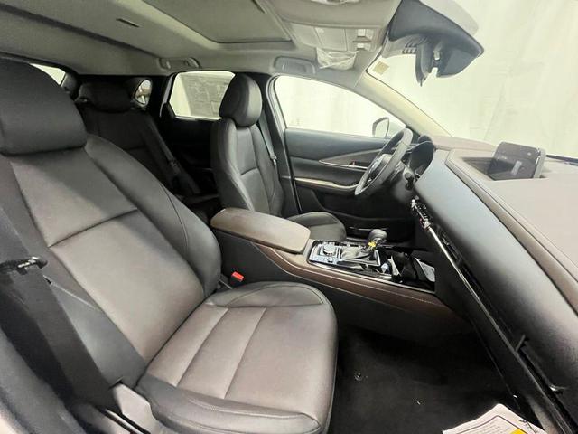 Photo of 2025 Snowflake White Pearl Mica Mazda CX-30
