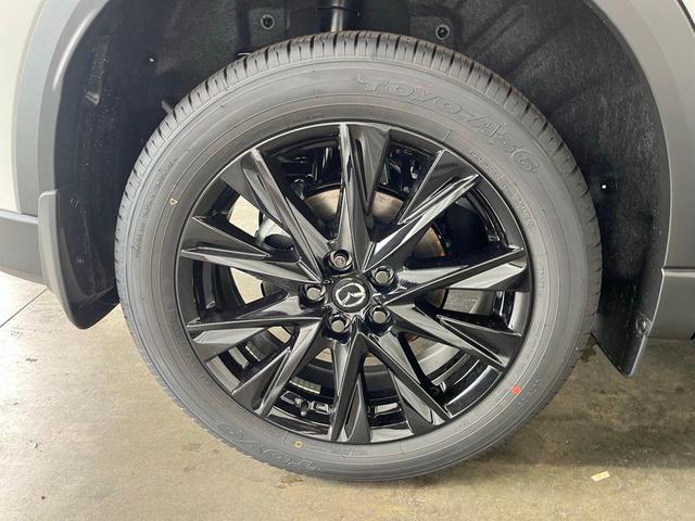 Photo of 2025 Rhodium White Metallic Mazda CX-5