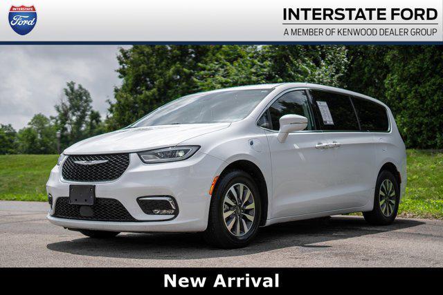 2022 Chrysler Pacifica Hybrid