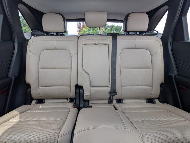 Photo of 2022 Iced Blue Silver Metallic Ford Escape