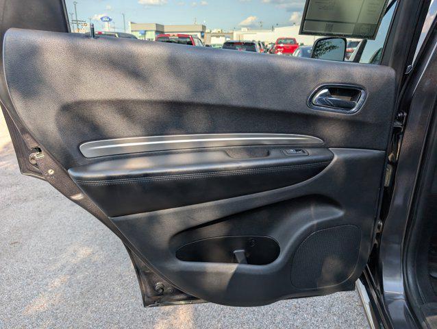 Photo of 2017 Granite Metallic Clearcoat Dodge Durango