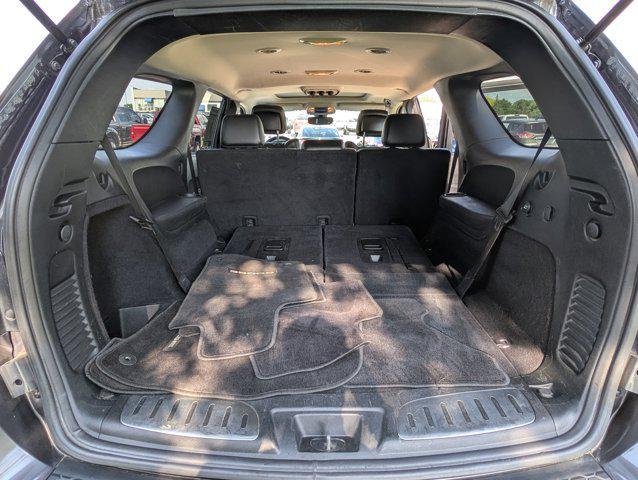 Photo of 2017 Granite Metallic Clearcoat Dodge Durango
