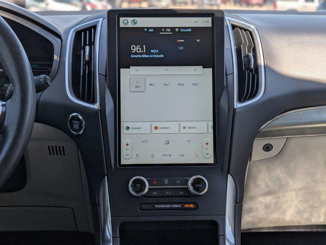 Photo of 2023 Agate Black Metallic Ford Edge