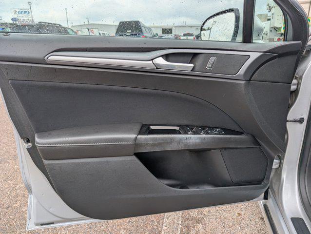Photo of 2014 Ingot Silver Metallic Ford Fusion