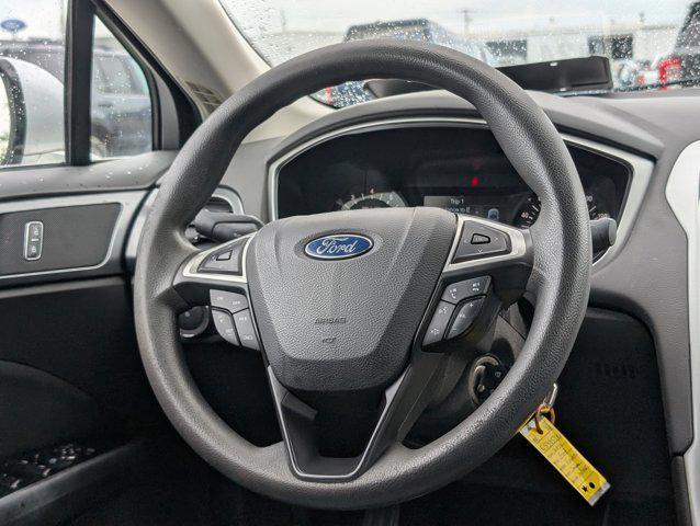 Photo of 2014 Ingot Silver Metallic Ford Fusion