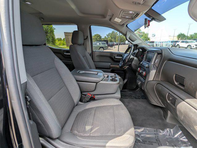 Photo of 2019 Black Chevrolet Silverado 1500