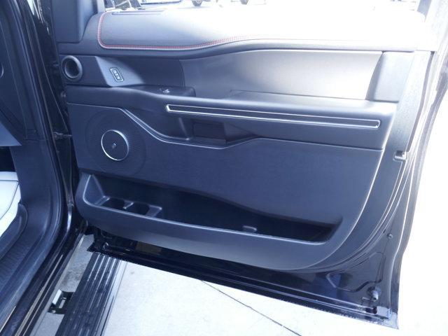 Photo of 2021 Agate Black Ford Expedition