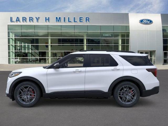 Photo of 2025 Star White Ford Explorer