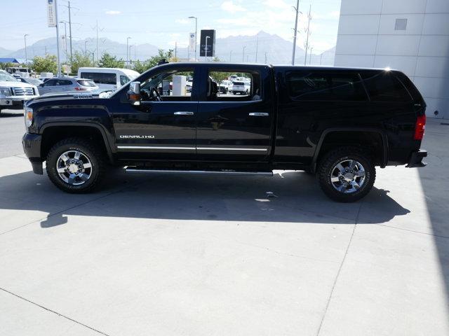 Photo of 2019 Onyx Black GMC Sierra 3500